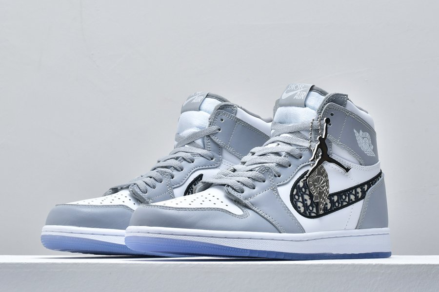 THE DIOR JORDAN 1 HIGH IS THE MOST EXPENSIVE SNEAKER EVER! 